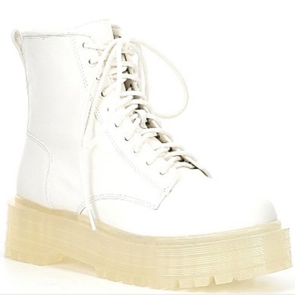 Gianni Bini Shoes - GB
Moon-Walk Leather Platform Combat Booties